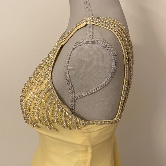 Flirty yellow Nadine cocktail dress fully beaded bodice with 3 spaghetti straps - Picture 3 of 14